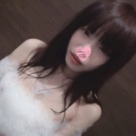 fc2-ppv 4482249 【完全顔出し】TOP画像に記載通りです。2回り以上のオジサンと破滅の孕ませハメ撮り。狭膣から溢れかえる大量精液。無避妊の小さな狭膣に巨根を押し込み生で2回中出し！特典:初めての手コキで射精！ {