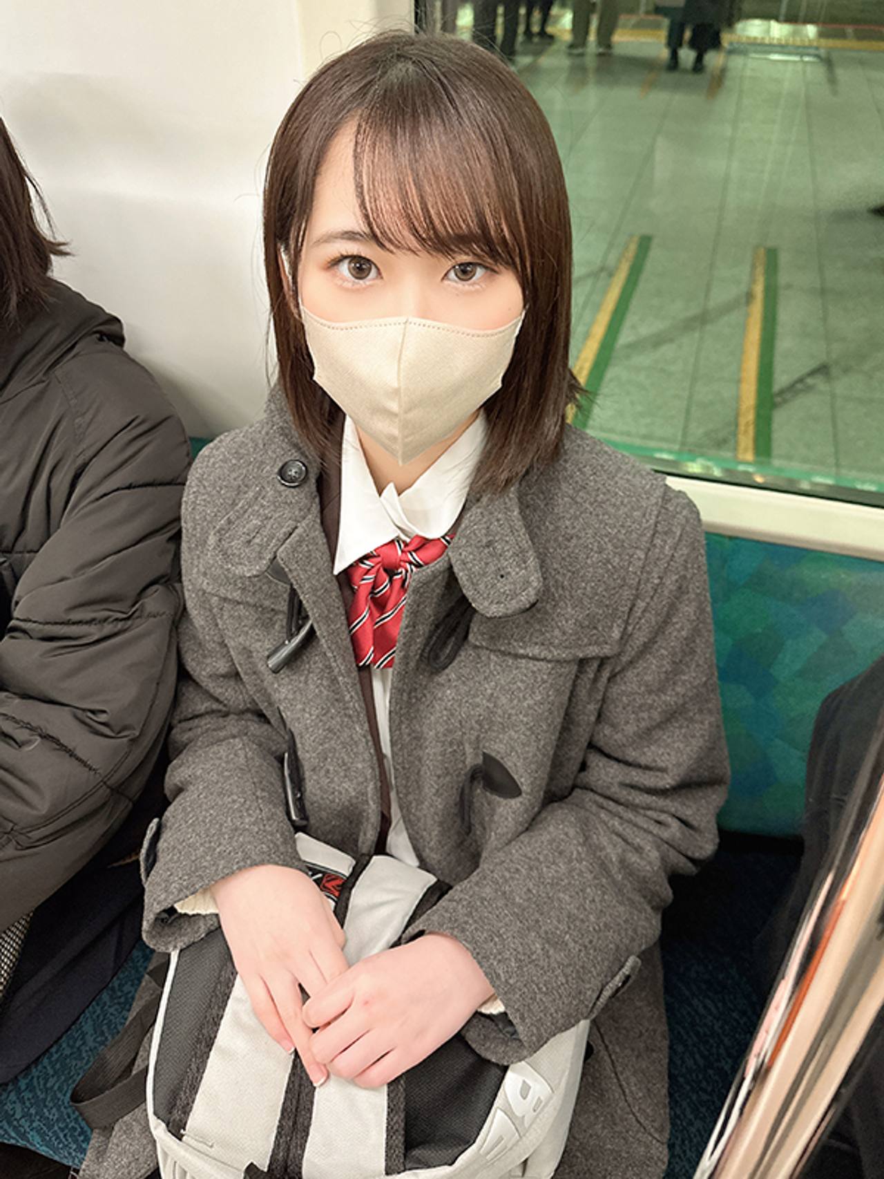 fc2-ppv 3263237 ※初回数量限定※【J / 系・個撮】方言まる出し田舎っ娘 あい18歳 青森からおじさんと交尾する為に上京しました 【スク水あり】 {