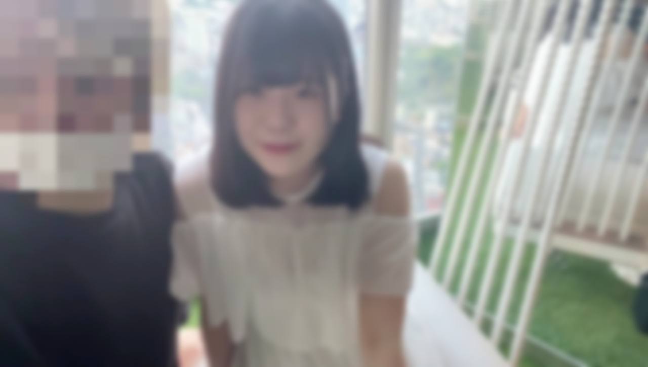 fc2-ppv 4382850 色白で黒髪清楚な新社会人１年目。甘えん坊な彼女が働くオンナになった就職祝いにイチャラブデート！その後は濃厚セックスで２発の大量中出し。 {