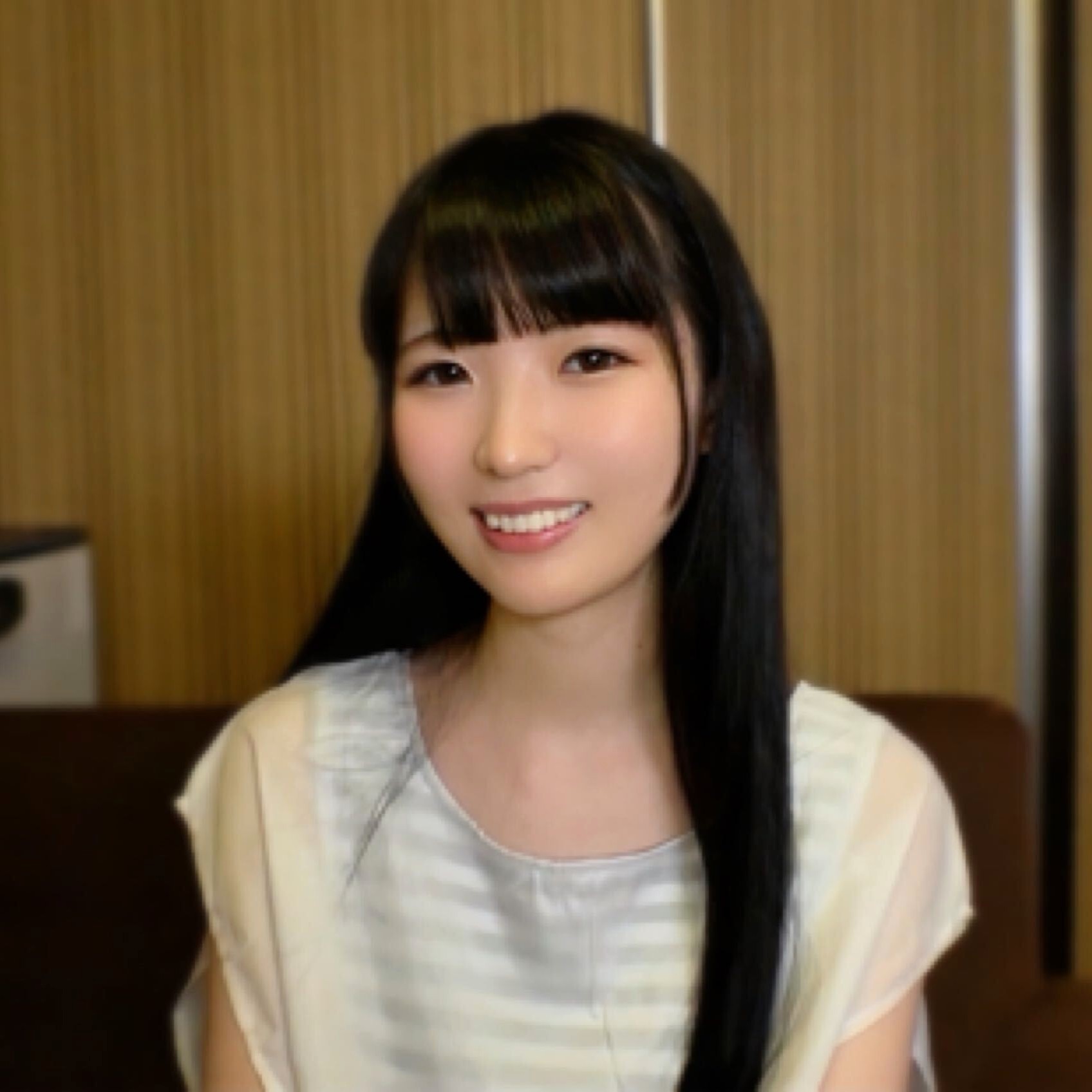 FC2-PPV-4977401 新体操部のスレンダー１８歳の初めて　色白で華奢な清楚系美人に避妊なしの大量中出し。※数量限定