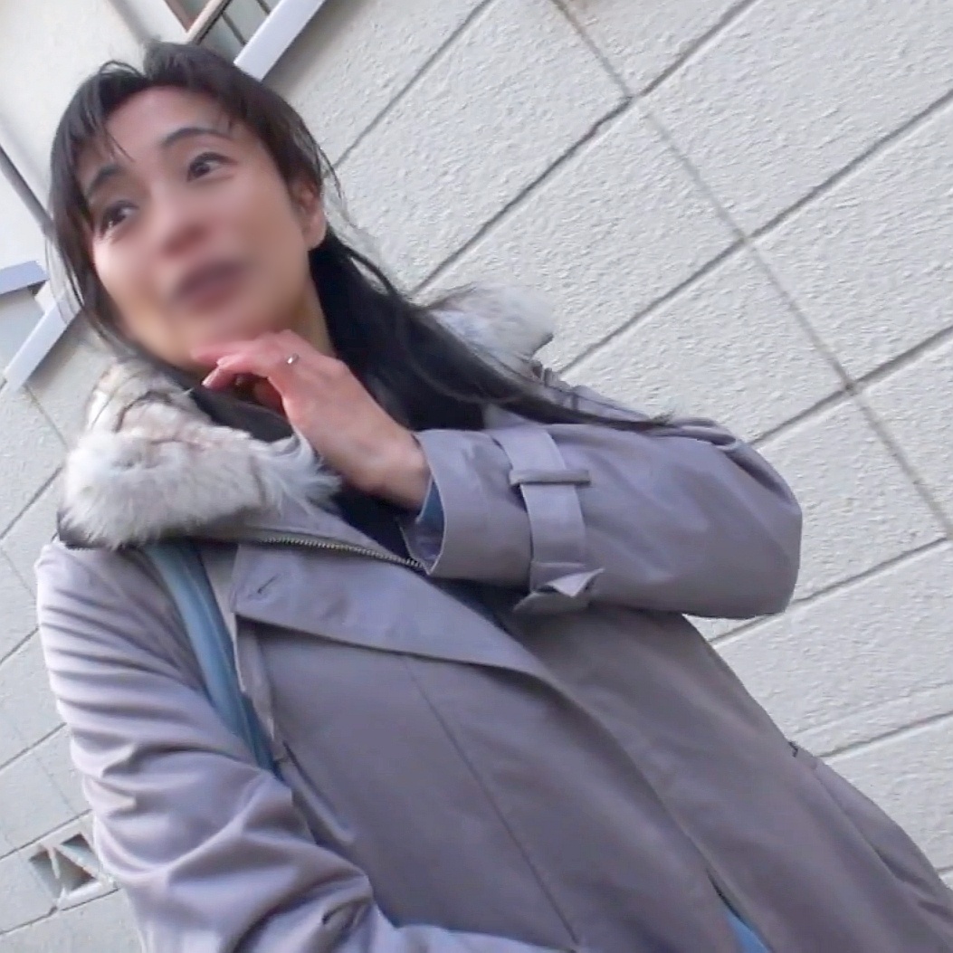 FC2-PPV-4979000 皮がたるむくらい年齢を重ねても性欲満タン、アラフィフ専業主婦。 感情むき出しで絶叫に近い喘ぎ声を出しながらイク!!まだ”安心”できるわけではないのに中出しを受け入れる快楽優先脳。