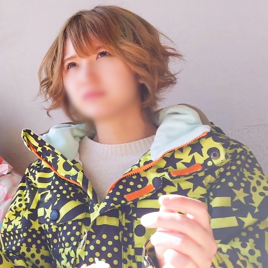 FC2-PPV-4980108 ふっくら丸い清楚顔、大ガクデビューでイキってる”ももちゃん” イラマチオで喉奥開発、デカチンで潮吹き連発のドMヤ.リマン化記録映像。