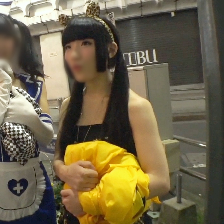 FC2-PPV-4980411 半年前まで芋で根暗だった大生(19) デビュー成功して陽キャぶっていた結果ハロウィンで中出し初体験。