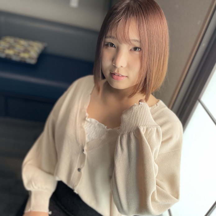 FC2-PPV-4981445 【完全初撮り】奨学金返済のためAV出演した某パスタ屋バイトのむっちり女子【素人・個撮】／前編