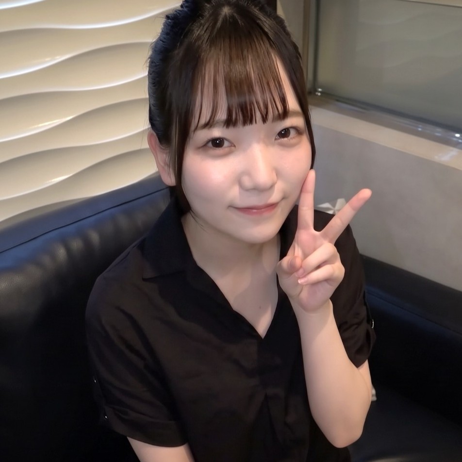 FC2-PPV-4981460 【経験人数1人】文学好きの19才清楚女子。初々しさ全開の貴重映像。最後は有無を言わさず大量中出し