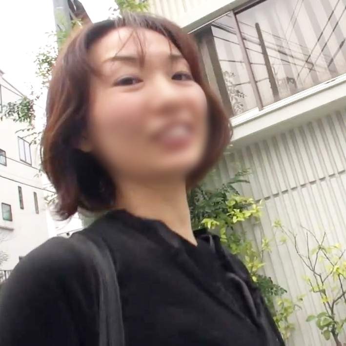 FC2-PPV-4982776 《熟女》Bカップ貧乳のガリガリスレンダーボディを持つ42歳熟女◆欲求不満ボディを巨根でイカせまくり！メス顔大絶頂！！