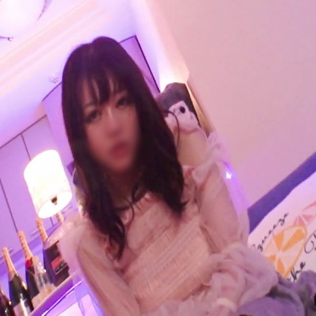 FC2-PPV-4982996 【素人／個撮】21歳茶髪ゆる巻きロングのホス狂女子大生。唾液まみれの強引愛撫に発情絶頂ハメ撮りセックス。