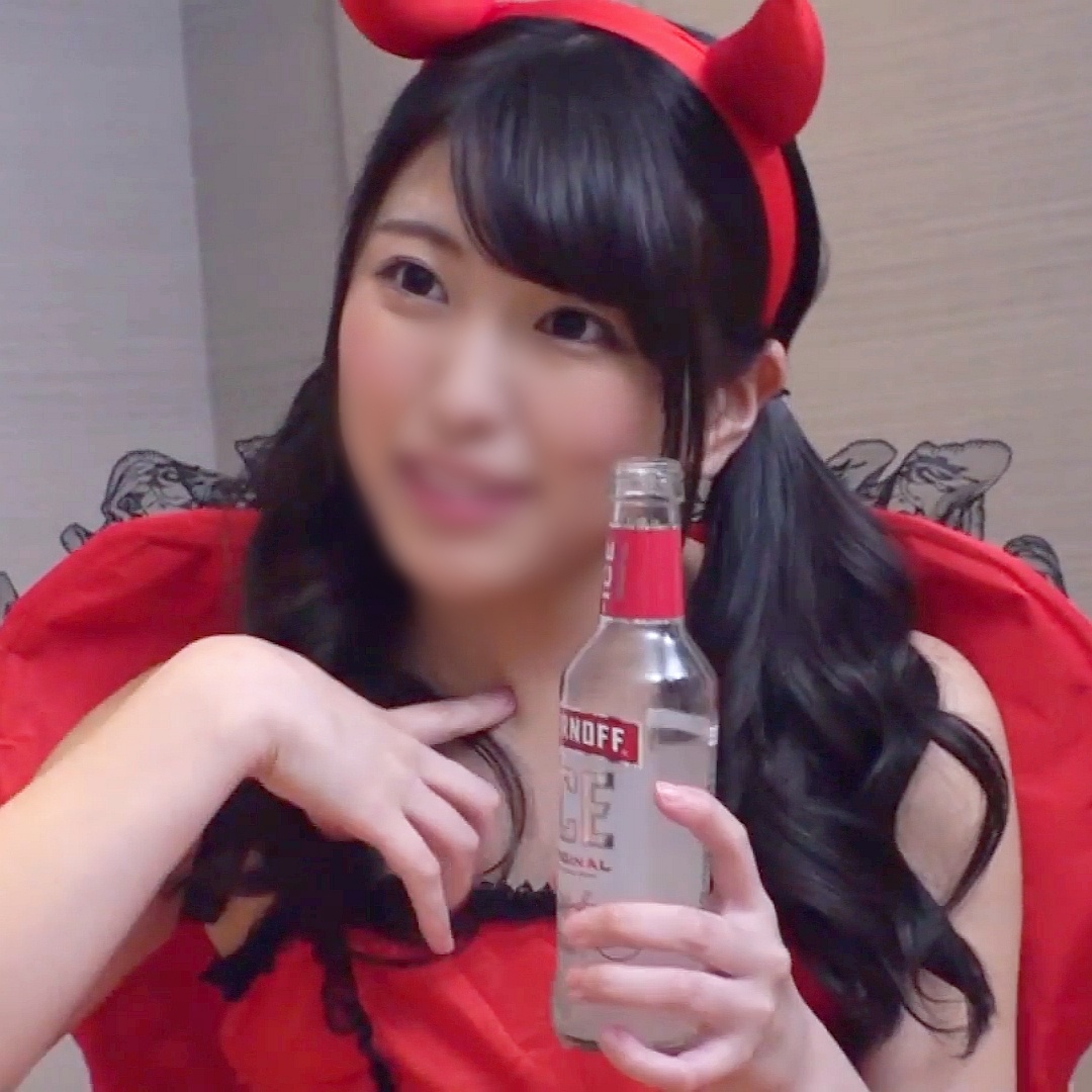 FC2-PPV-4983414 アイドル系統の可愛さがある黒髪女シ大生(20) 貧乳が揺れるほどのガン突き、初めてのナマと乱交に興奮MAXとなりイキっぱなし。