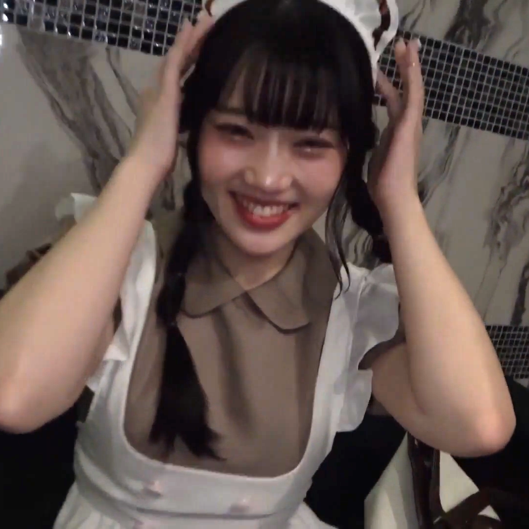 FC2-PPV-4984035 【パイパン】18歳メイド。三つ編みがかわいい無垢なメイドさんを調教するハメ撮り【レビュー特典あり！】