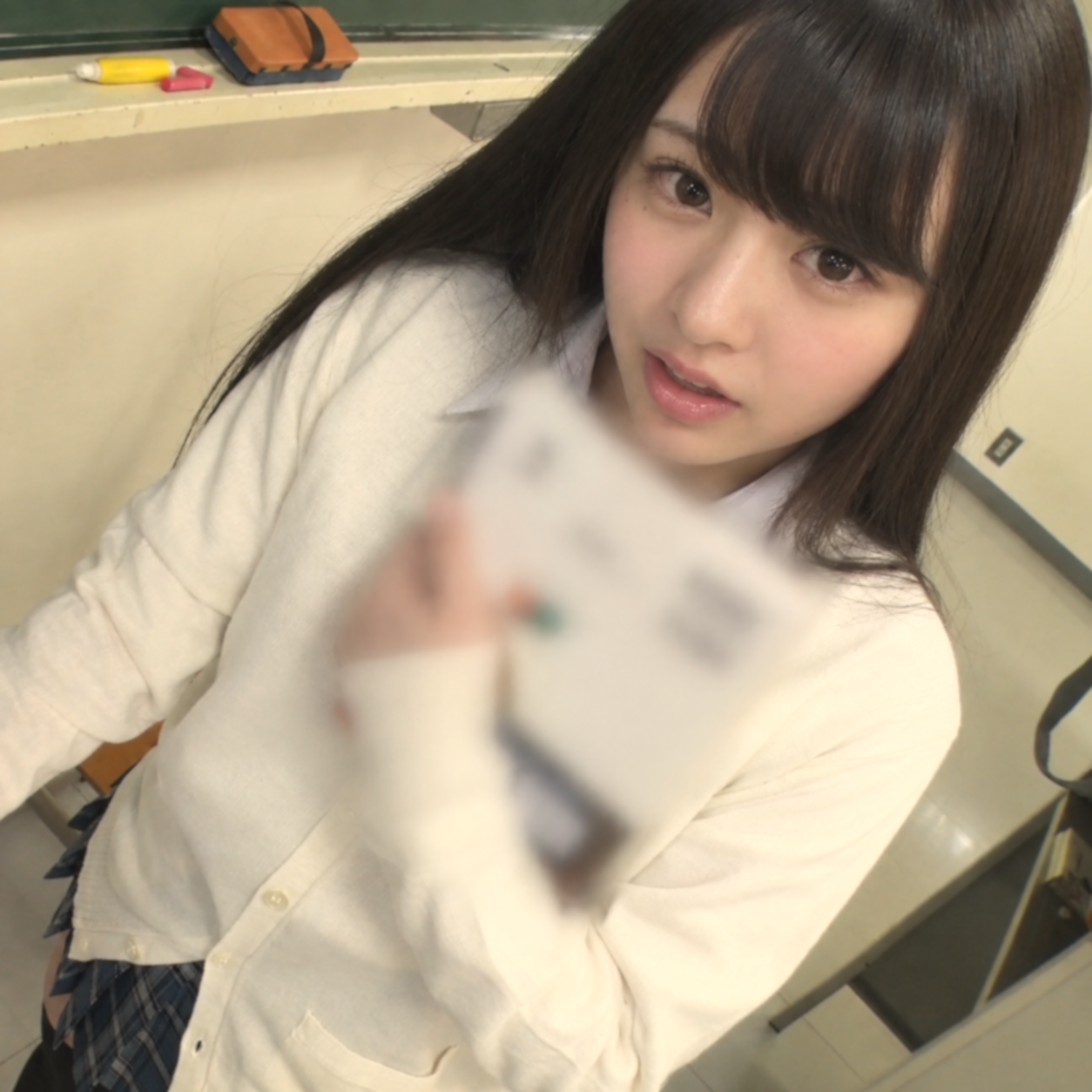 FC2-PPV-4984135 【※特別公開※】18歳・148cm黒髪低身長★Bカップの可愛いクラスメイト★制服ミニスカ＋絶対領域★教室でお尻に擦りつけて射精【数量限定】