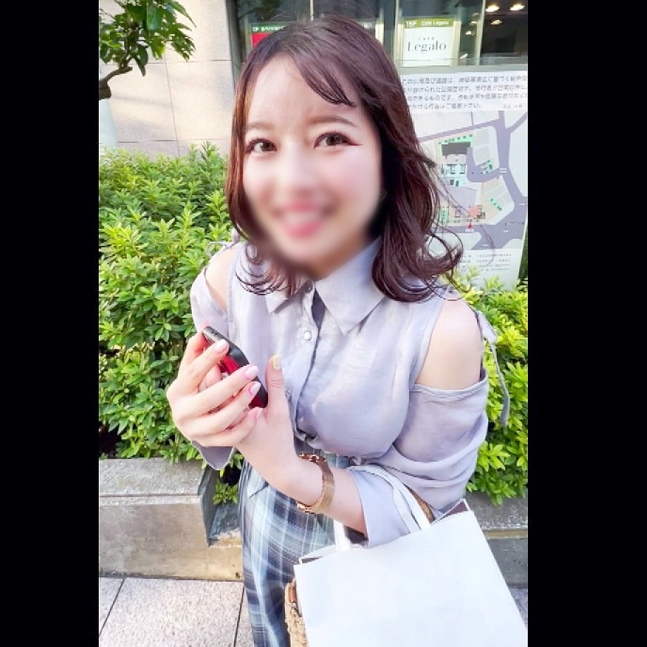 FC2-PPV-4984509 〇万人規模のアイドルオーディション最終選考に残っていた天使級美女。 デビュー目前に活動辞退の原因となった彼氏とのセックス流れ映像。