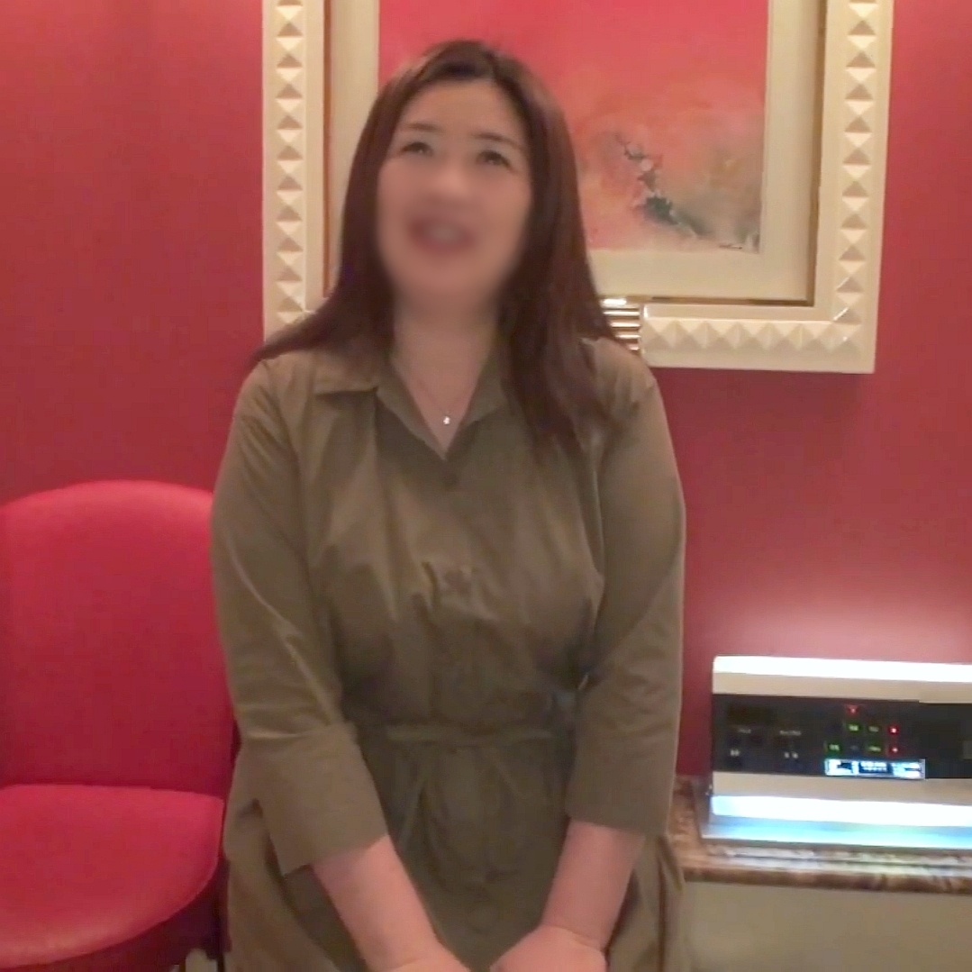 FC2-PPV-4985062 ぜい肉まみれ体重80kg近いデブ人妻(46) 肉塊が揺れる激しい突きにイキ狂い。5年ぶりのセックスに感情むき出しになった不倫記録映像。