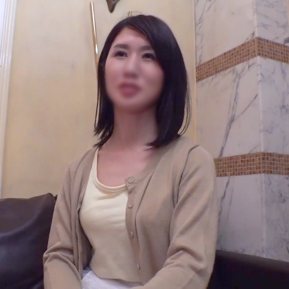 FC2-PPV-4985067 変態要素のかけらも感じられないような四十路淑女。 産後からレスになり性欲を我慢するのにも限界が！他人棒に夢中で子宮を打ち付けて膣イキが止まらないメスイキ映像。