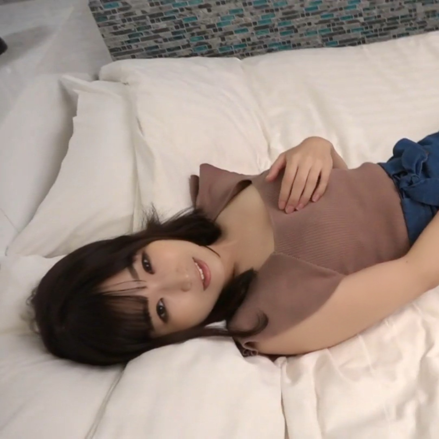 FC2-PPV-4985501 【アイドル級美人】21歳パティシエ。アイドル級に可愛いのに脱いだら巨乳美乳美尻…喘ぎ声もアイドル級