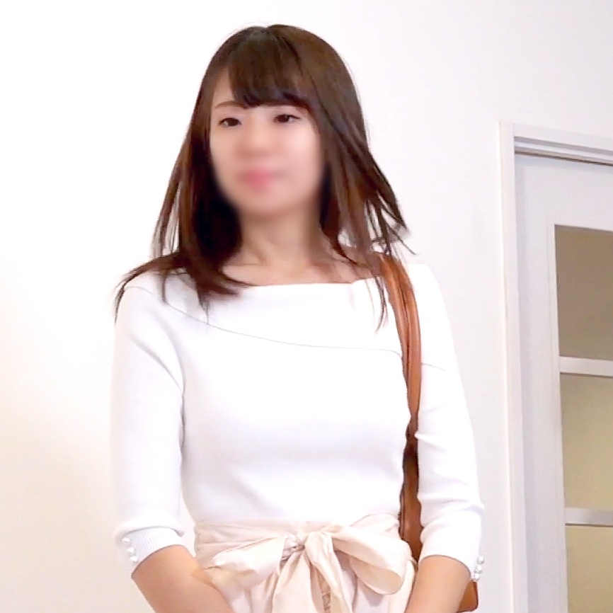 FC2-PPV-4986700 ”炉”を感じる”うぶ”な清楚女シ大生。 友達と一線を越えてセックス。大量に出たザーメンの匂いや見た目に興奮MAXとなり騎乗位腰振りが止まらなくなっちゃう♥