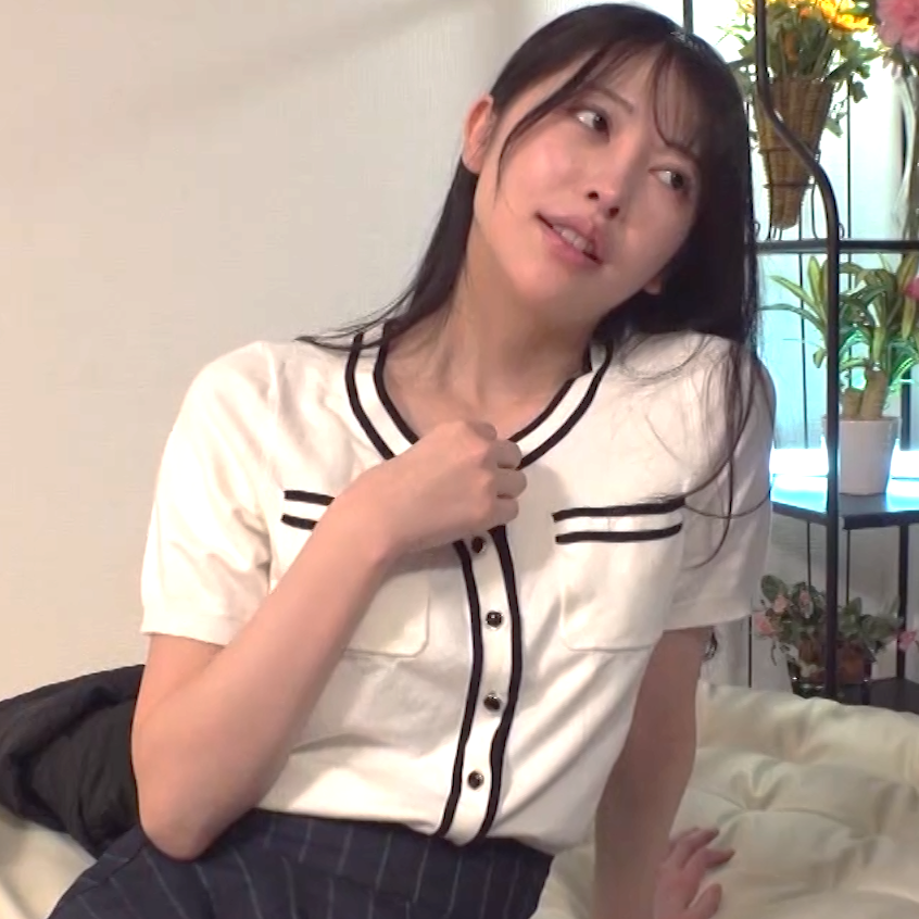 FC2-PPV-4987360 童貞クンに性教育♥素股までのつもりがまさかの中出し筆下ろし！？［１］