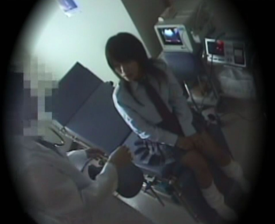 FC2-PPV-4987700 女性患者と気持ち良いことできちゃいました　思春期患者３名