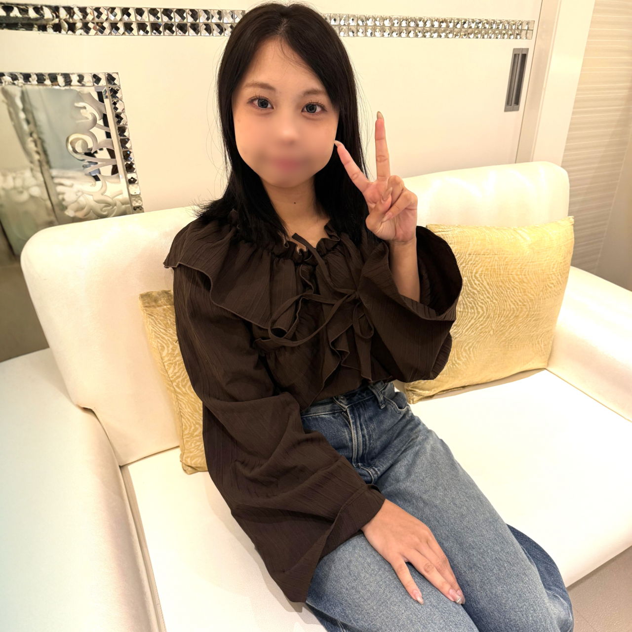 FC2-PPV-4987979 【10/22迄 1132pt】あどけなさ漂う19歳 看護額生サラちゃんと再び♡ホテルでイチャらぶセックス　2連続生中出し【特典あり/顔出し/無修正】